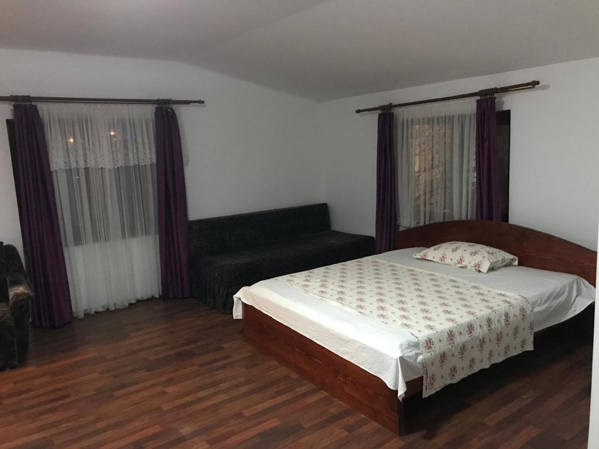 Villa Rosa Năvodari Buitenkant foto