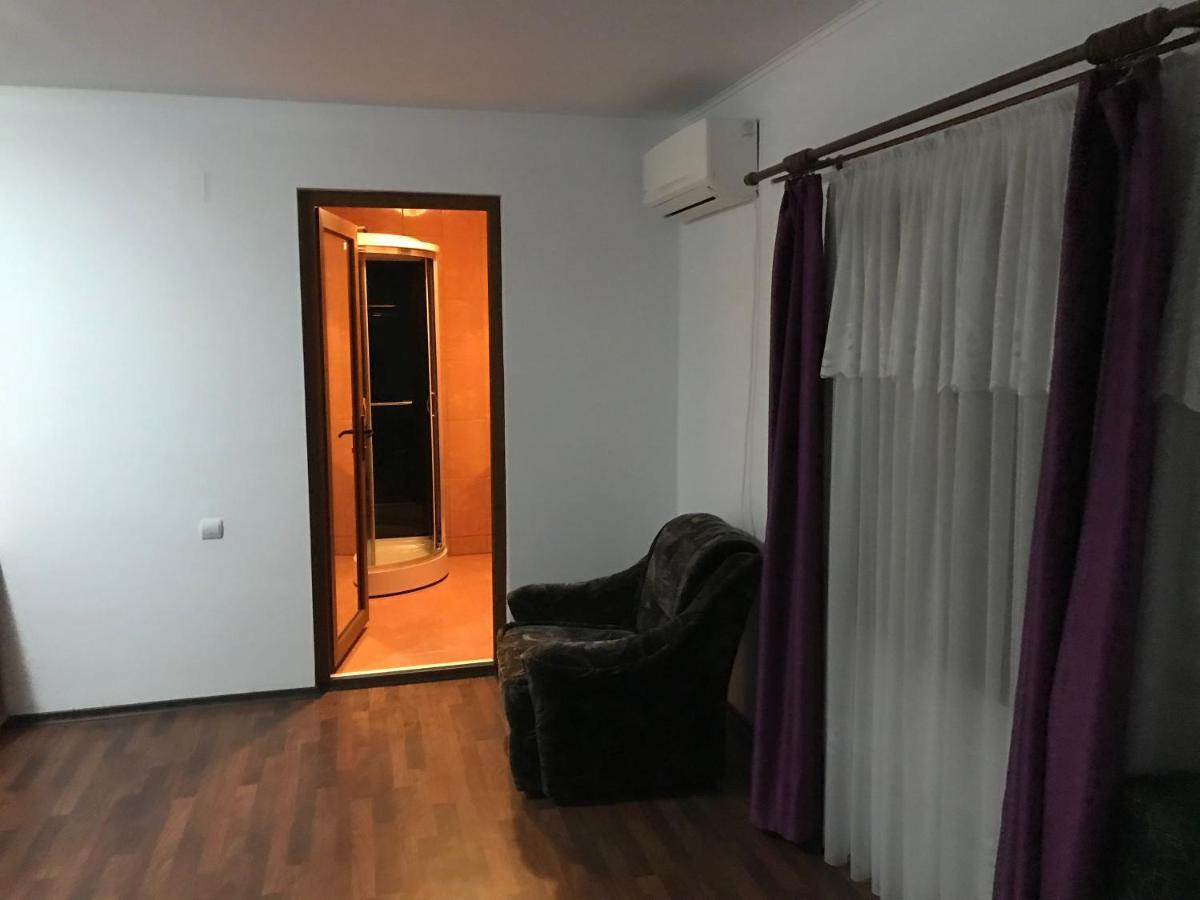Villa Rosa Năvodari Buitenkant foto